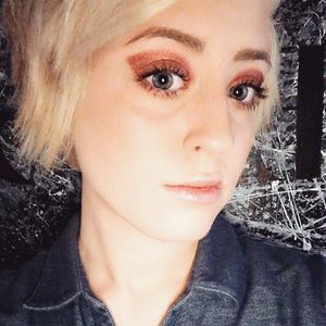 Meet your Posher, Annie elizabeth